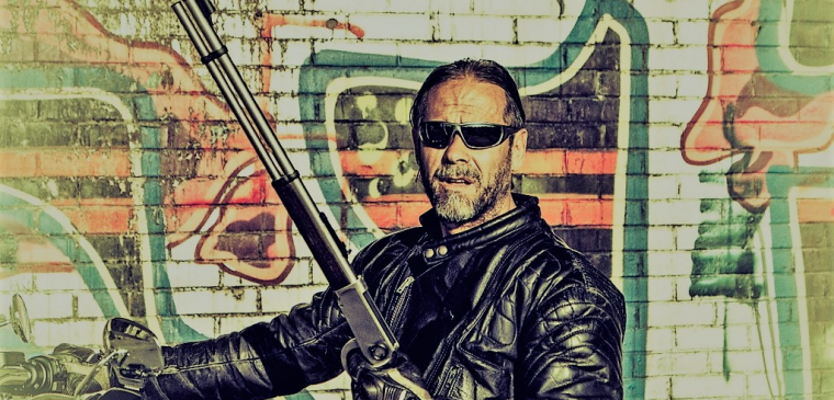 Az ember, aki a legtöbb motoron ült