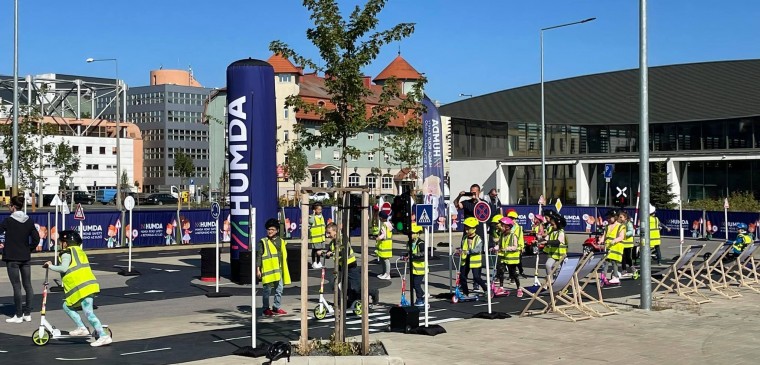 A biztonság az első - közlekedésbiztonsági oktatósorozat kicsiknek