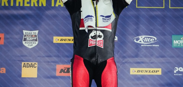 Kettős győzelem Oscherslebenben
