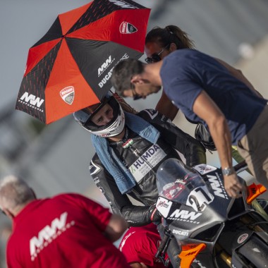 Futamgyőzelemmel mutatkozott be új Ducatijával Kovács Bálint