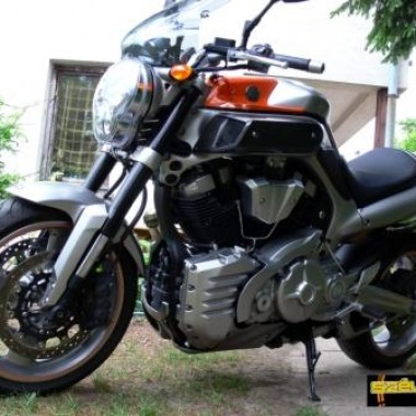 Ez még mindig nagyon jó – Yamaha MT-01