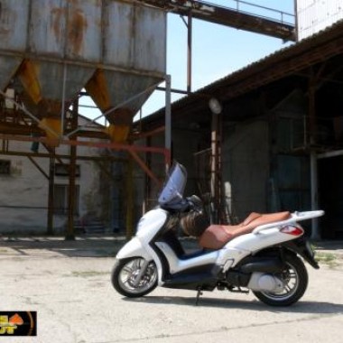 Öltönyös motor – nemcsak dzsigolóknak