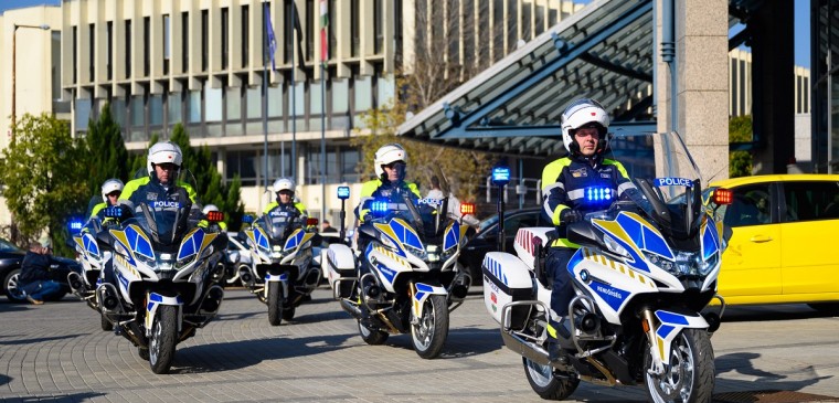 Új szolgálati motorok a rendőrségnek