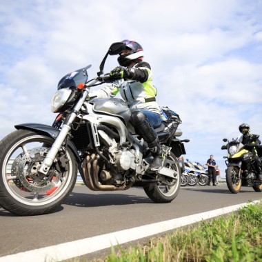 Több mint ezer motorosnak szervez ingyenes vezetéstechnikai tréninget a HUMDA
